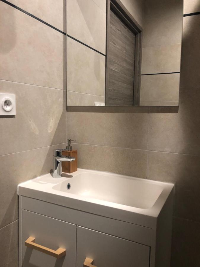 Appartement Avec Spa-Avril A Sept-Camargue 4 Personnes Saint-Laurent-dʼAigouze المظهر الخارجي الصورة